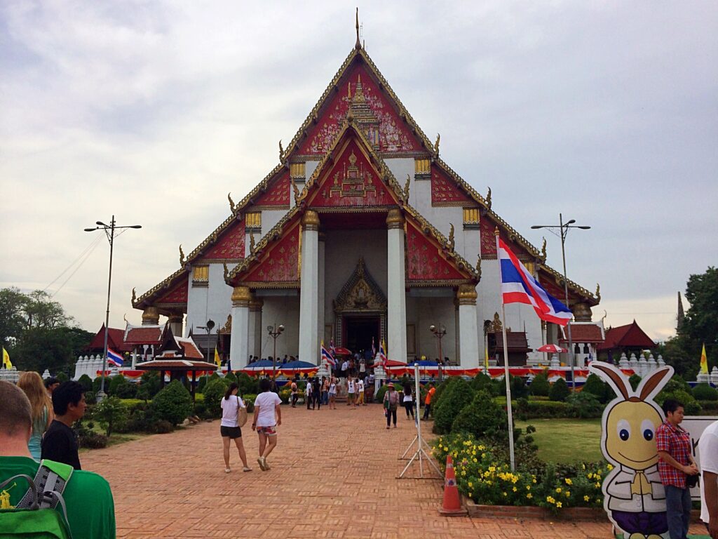 nieuwe-tempels-in-Ayutthaya