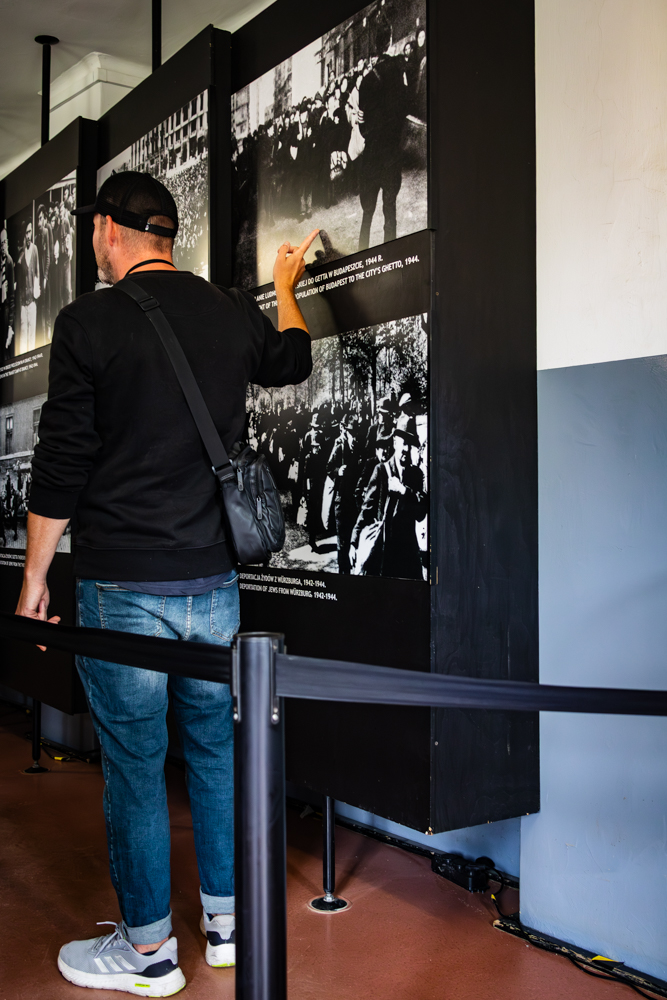 een-indrukwekkende-rondleiding-in het-museum-van-Auschwitz